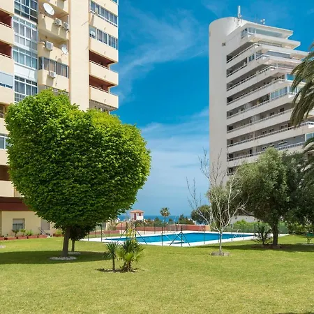 Fabulous Sunny Second Floor - Edificio Europark - Overlooking Gardens And Pools. * Бенальмадена