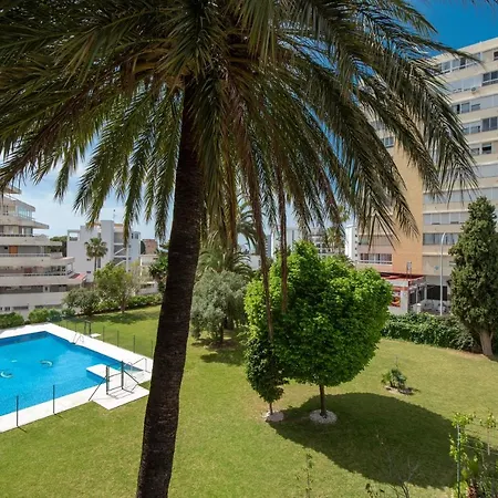 Fabulous Sunny Second Floor - Edificio Europark - Overlooking Gardens And Pools. * Бенальмадена