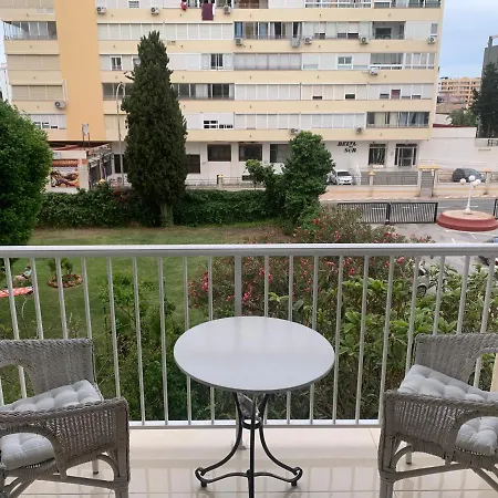Апартаменты Fabulous Sunny Second Floor - Edificio Europark - Overlooking Gardens And Pools.